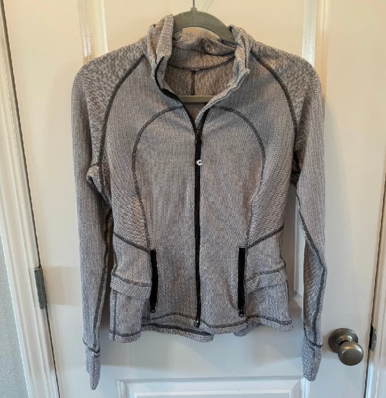 Lululemon Hustle in Your Bustle Jacket Women’s Size 6 Ghost Herringbone Snapped Jacket Toggled Jacket Drawstring Jacket